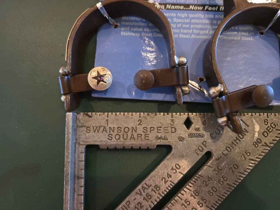 Par occidental de diamantes de imitación (púrpura) para dama  Foto 4 de 4