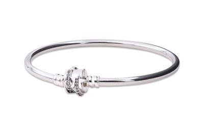 Pandora Moments Sparkling Shooting Star Clasp Bangle 592733C01-19