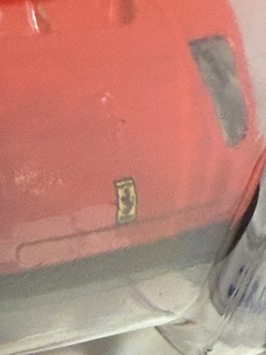 *ERROR* 2025 Hot Wheels Ferrari F40 Competizione - Ferrari Emblem Tampo Error.!! - Picture 8 of 17