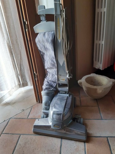 ASPIRAPOLVERE USATO KIRBY ULTIMATE CON ACCESSORI E SACCHETTI | eBay