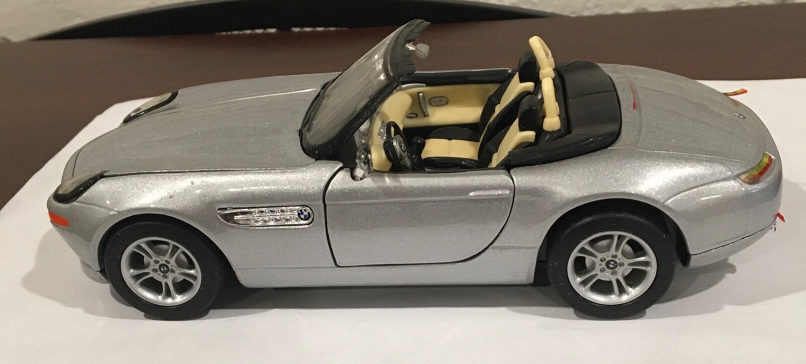 Picture 4 of 14