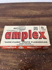 AMPLEX "Sure-Flash" Photo Flashbulbs No.M2 New Old Stock 12 Bulbs