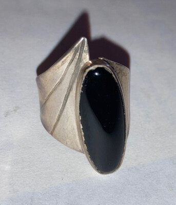 60’s NAVAJO  silver ring with Onyx Black Onyx Silver Navajo Mens Ring 28957