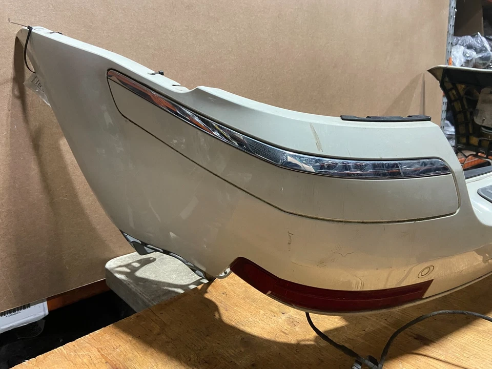 Capa traseira de para-choque 2007 a 2009 Mercedes X164 GL450 GL550 I7231 - Imagem 4 de 4