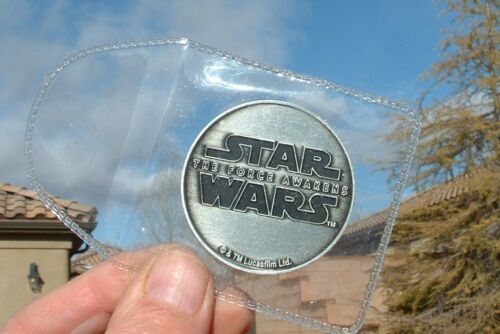 NICE 2" STAR WARS THE FORCE AWAKENS AIR FORCE-COAST GUARD/MARINES CHALLENGE COIN - Picture 3 of 3