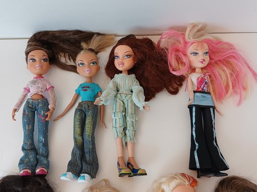 2001 MGA Bratz Dolls Lot Of 8 - Picture 2 of 8