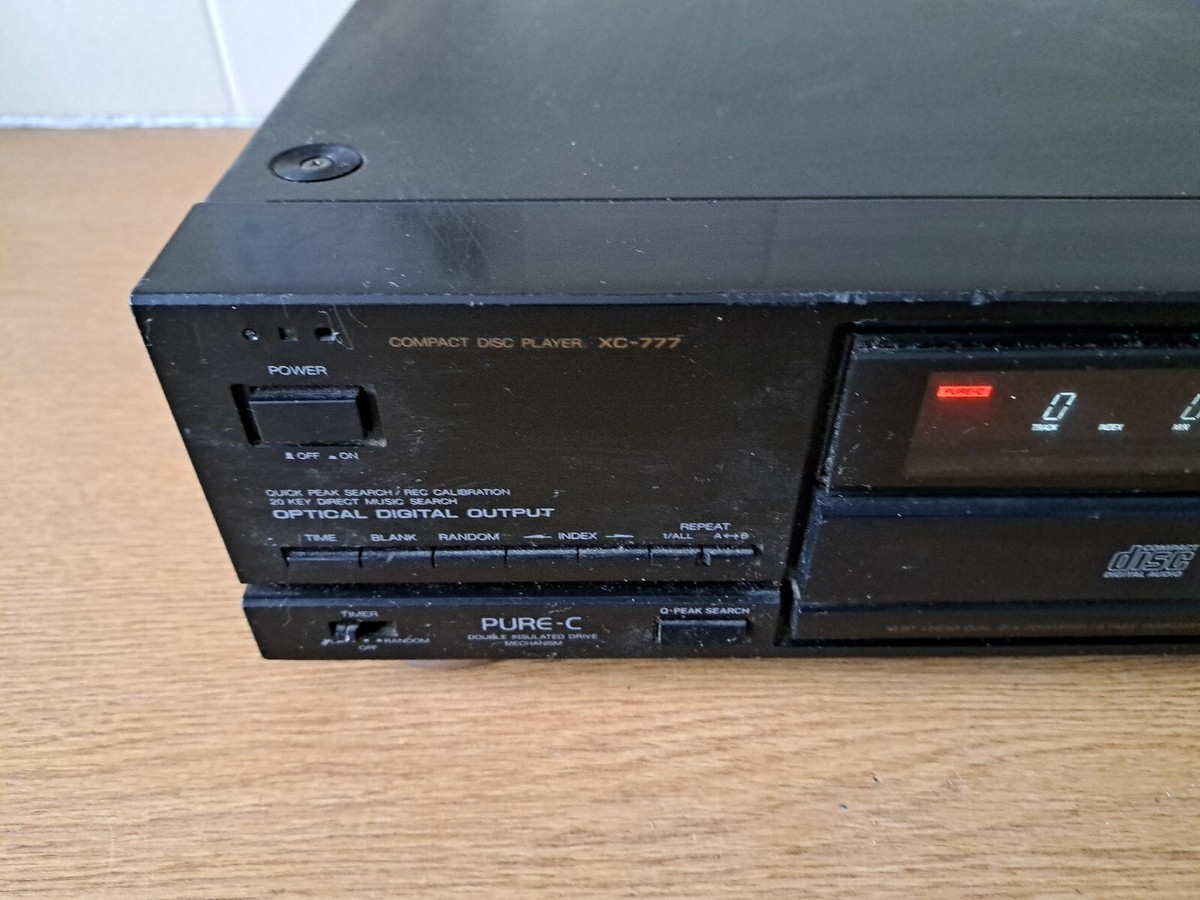 スピーカー・ウーファー Aiwa COMPACT DISC CARRT SYSTEM Lot - Aiwa Compact Disc Stereo System