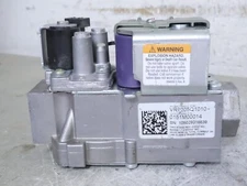 Honeywell VR9205Q1010 Furnace Two 2 Stage Gas Valve 24V 0151M00014