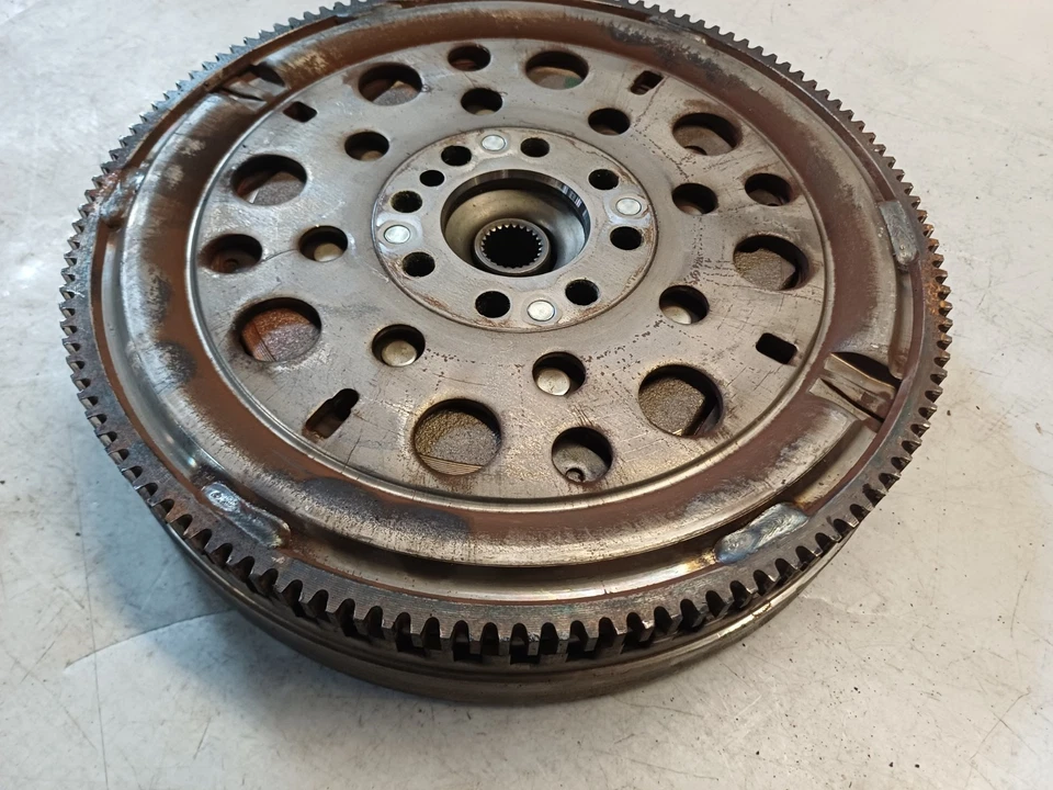 29A* Mercedes-Benz W169 W245 Kupplungssatz Schwungscheibe A2660300605 2660300605 - Bild 4 von 4