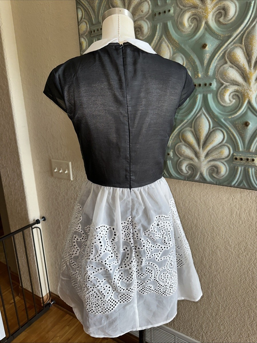 Chi Chi London for ModCloth Black & White Eyelet 60s Pin Up Dress Size 4 View 4