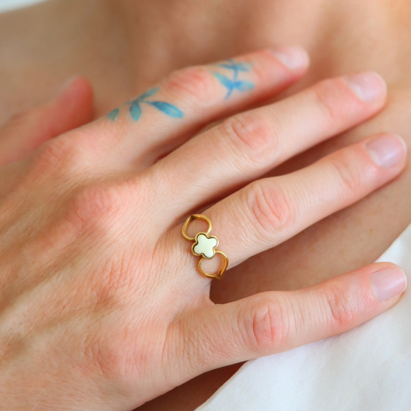 Alternate view of Four Leaf Clover White Amber Ring -14k Gold Plated S925