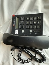 Teléfono negro ShoreTel 115 IP con soporte y auriculares 5290 caja C103