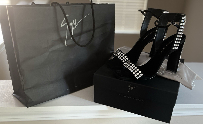 Giuseppe Zanotti Women’s Black Suede Rhinestone Strappy Ankle Strap Heels 11