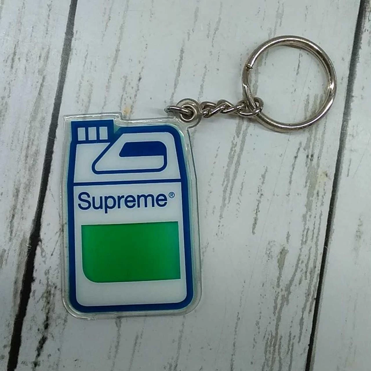 Porte clés Suprême Modèle N° Pichet SUPREME