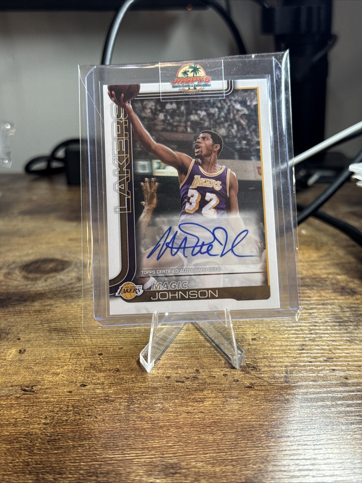 2025-26 Topps - Flagship Real One Autographs Magic Johnson #TFRA-MJ (AU)