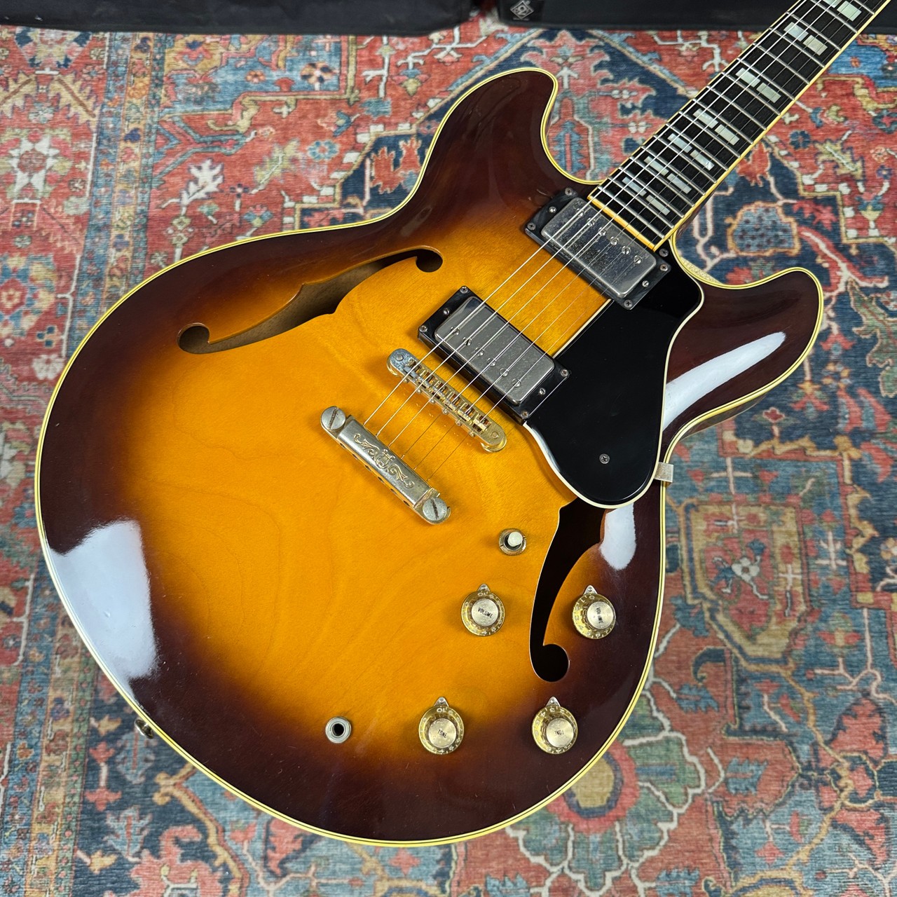 Yamaha Semi-Hollow  ES335 Type Model SA2000 - 1977