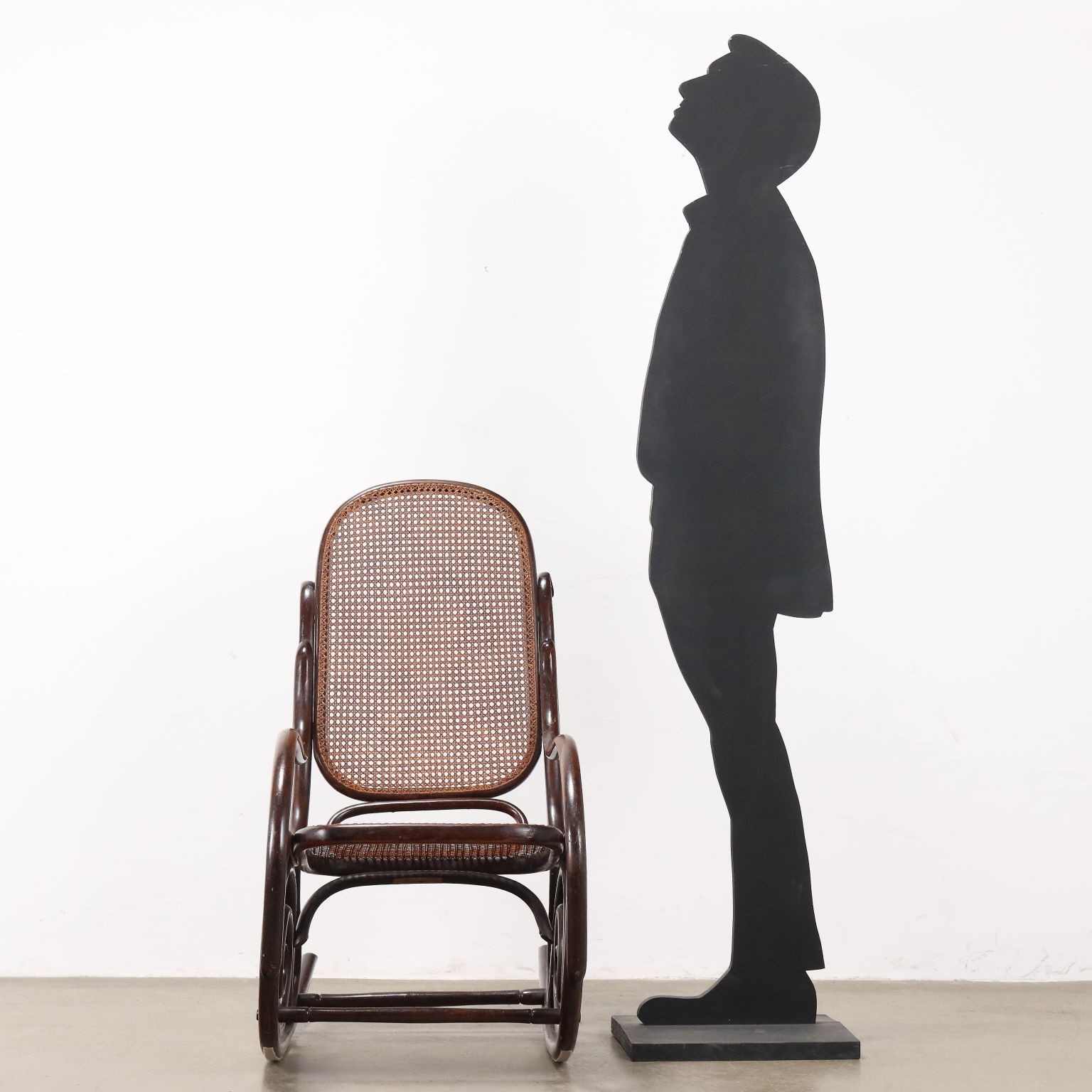 Antiker Schaukelstuhl Thonet Stil Buche Jugendstil des XX Jhs Originell