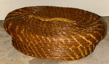 Vintage Pine Needle Basket With Cover Lid Hand Made 7.25 x 5 x 2.25" Gorgeous 