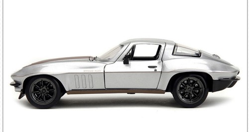 1966 Chevrolet Corvette with Stripes "Bigtime Muscle" Diecast Model Car - 第 3/6 張圖片