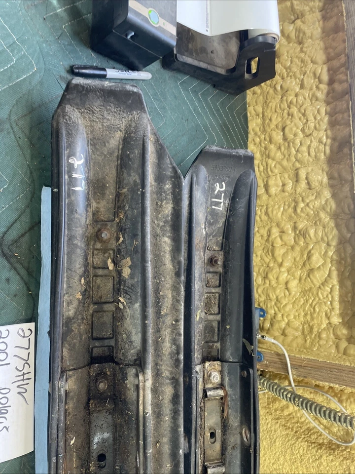 2001 Polaris RMK 800 skis runners set pair 277 - Изображение 2 из 4