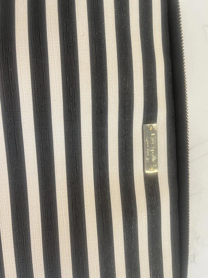 Capa Kate Spade New York para 13" Apple MacBook KSMB-012-FSQBC Fairmont Square - Imagem 2 de 3