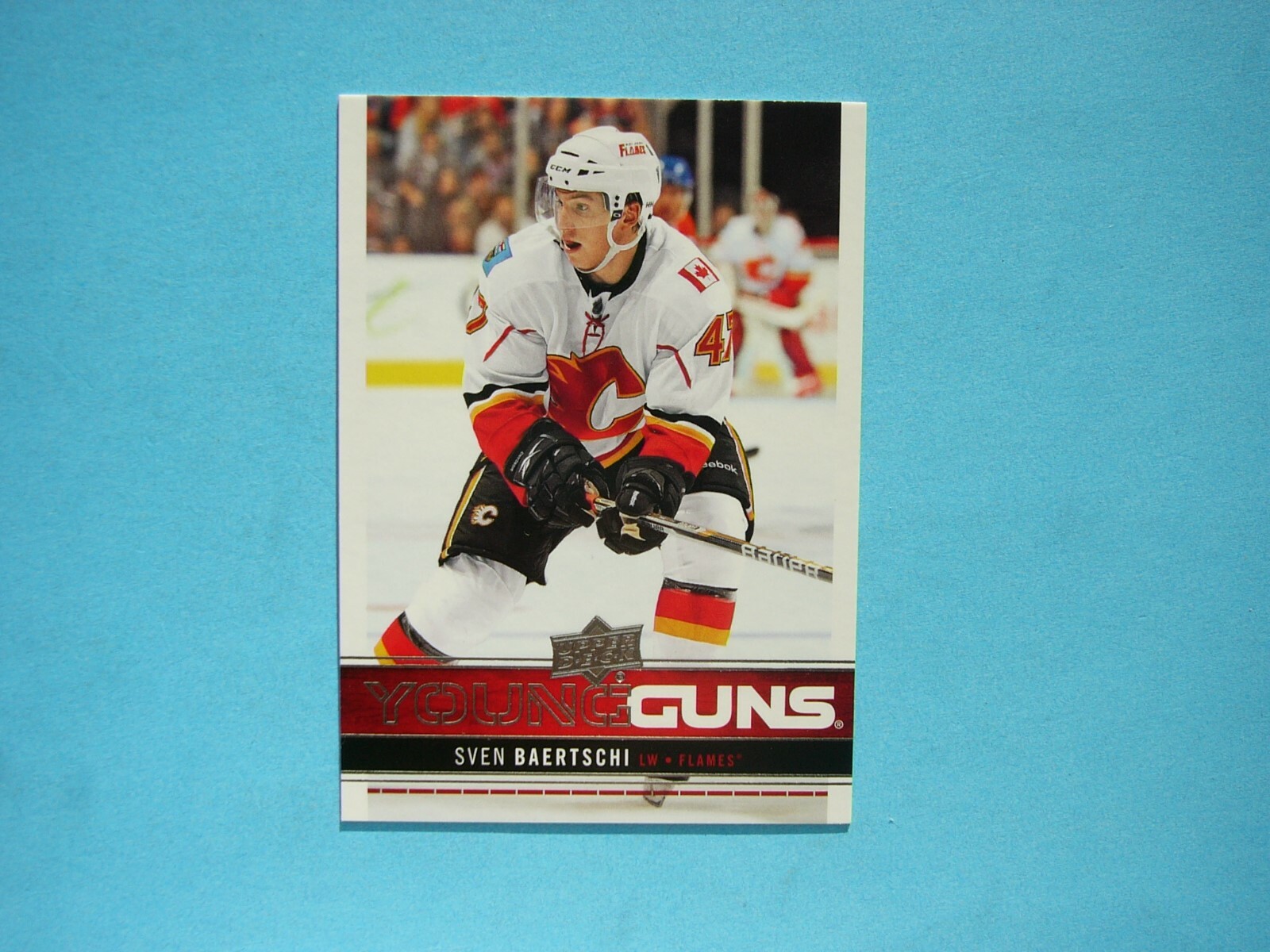 2012/13 UPPER DECK YOUNG GUNS HOCKEY CARD #208 SVEN BAERTSCHI ROOKIE NM SHARP+