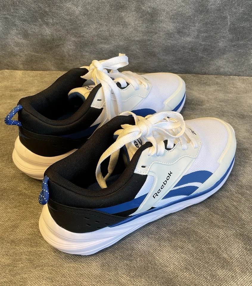 NWOT Reebok Kids Boys Size US 5 Sneakers Shoes White Blue Black New! - Image 2 of 4