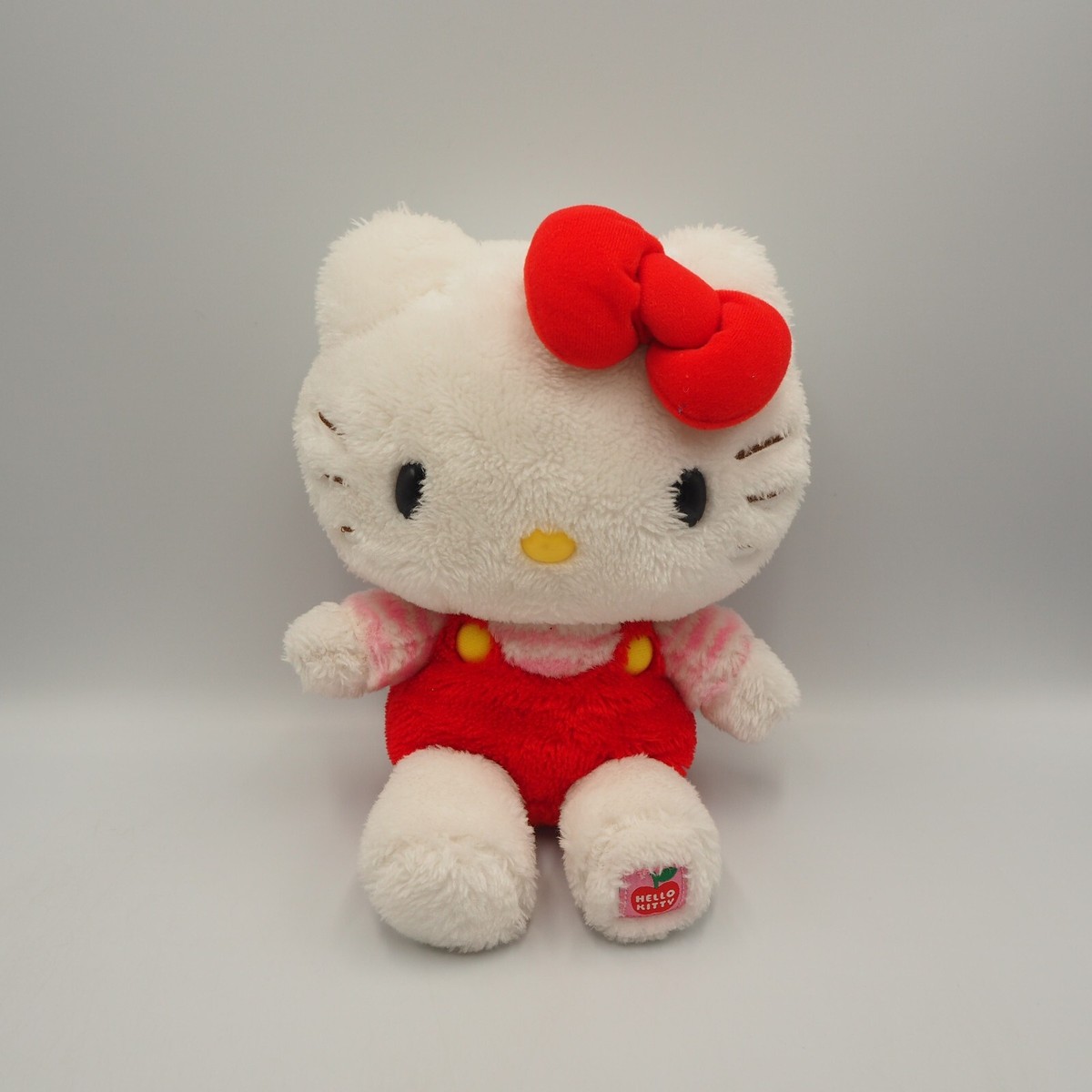 MD1903 Hello Kitty Sanrio Smiles Red Apple 2012 Plush 9