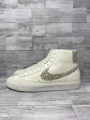 yellow blazer mid 77