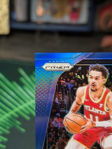 2024-25 Panini Prizm Monopoly Trae Young #25 Boardwalk Blue Prizm /15 - Picture 2 of 10