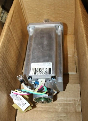 ABB IRB4600 Robot AC Servo Motor 3HAC029034-004 - Imagen 4 de 11
