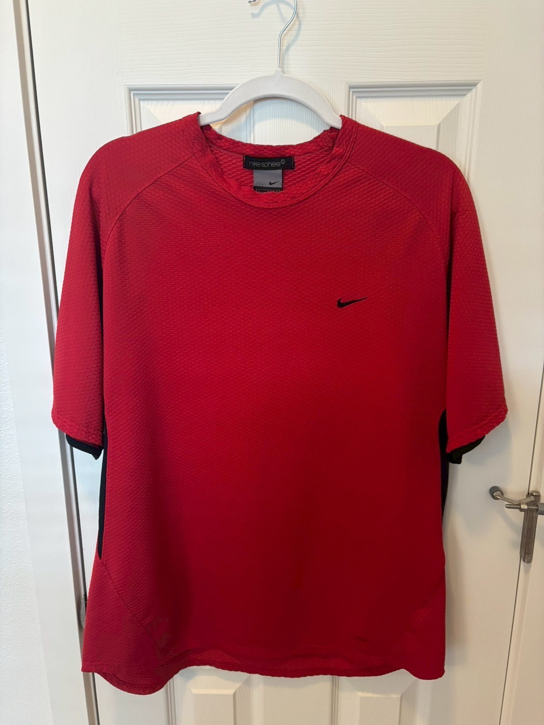 Vintage Grey Tag Nike Sphere Dry Red Black Shirt Size L