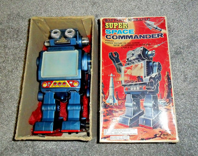 1970 SUPER SPACE COMMANDER TV ROBOT BATTERY TOY SH HORIKAWA JAPAN & ORIGINAL BOX
