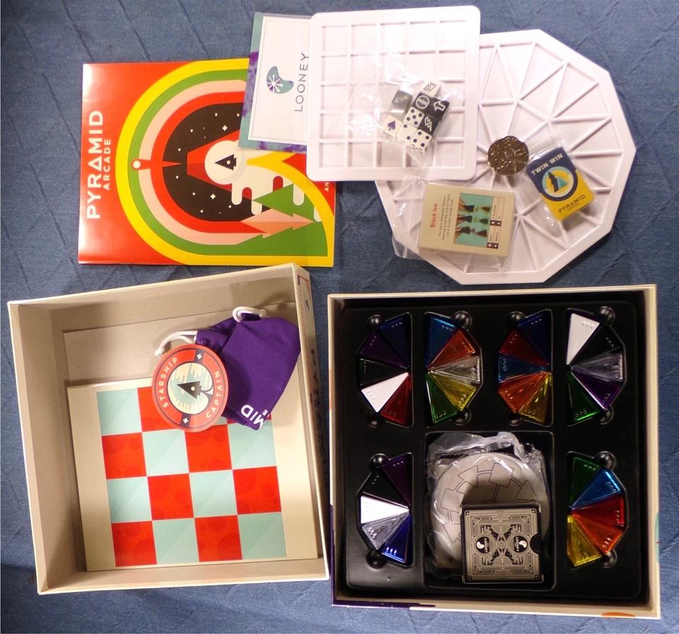 Juego de Mesa Pyramid Arcade: 22 Juegos 1-10 Jugadores Edad 8+ Looney 2016 Completo Foto 3 de 3
