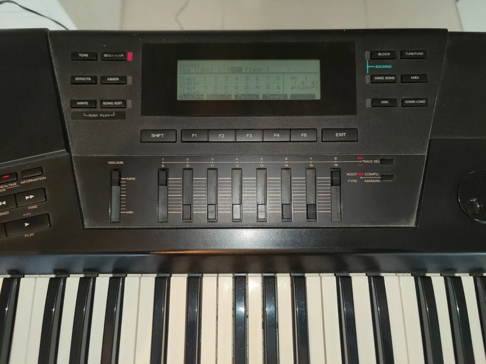 Music Workstation Roland JW-50 Keyboard Synthesizer 61 Tasten 24 Stimmig Musik - Bild 2 von 4