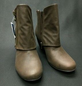 blowfish wedge ankle boots