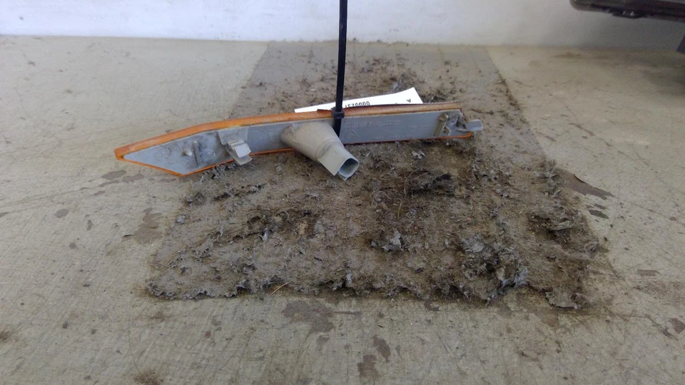 Conjunto de luz marcadora lateral usada se adapta a: Ford Fusion 2007 marcador lateral lado del defensa Foto 2 de 4