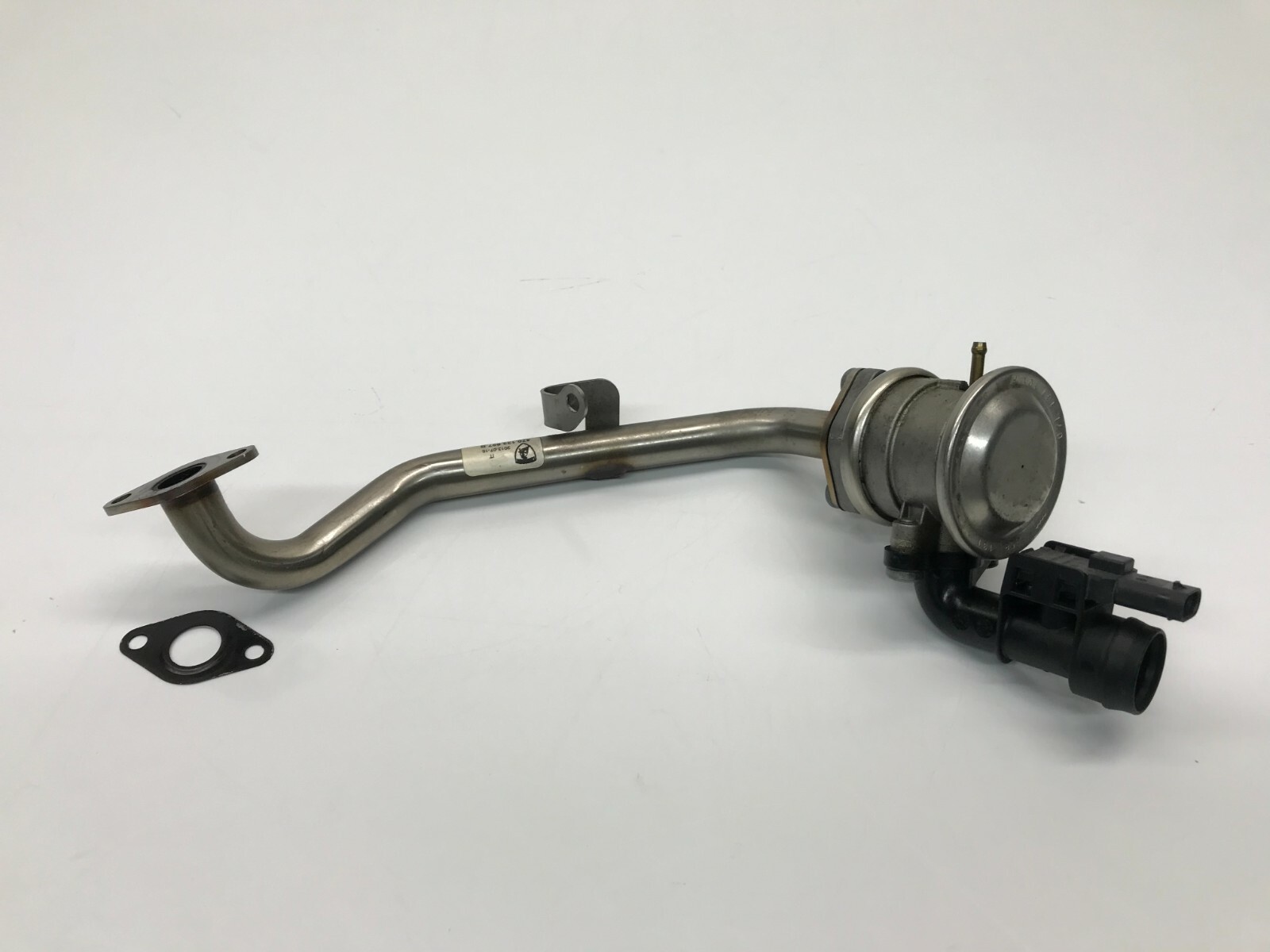 LAMBORGHINI AVENTADOR DRIVER LH SECONDARY AIR EGR TUBE VALVE OEM 470133897