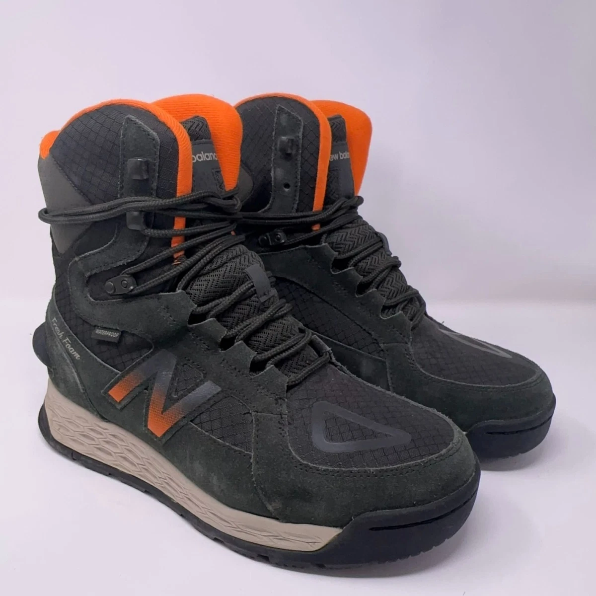 New Balance Lace Up Green Boots for Men for Sale | Shop New  display picture 3