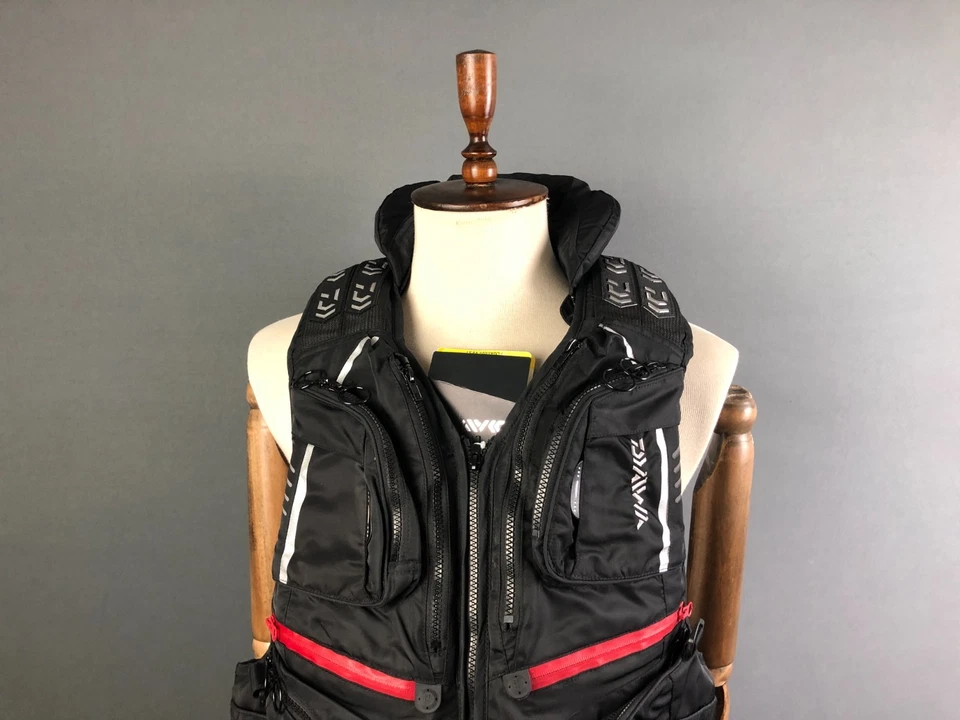 Chaleco Flotante Daiwa Tournament Para Hombre Cremallera Completa Talla XL Negro Nylon Multibolsillo Foto 4 de 4