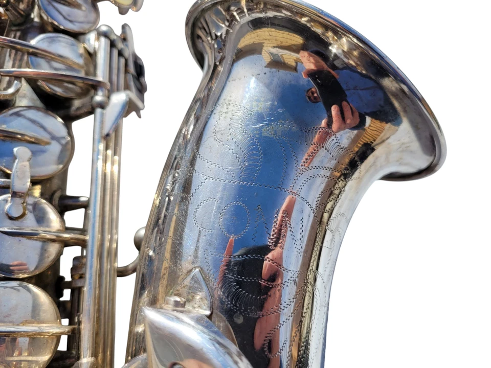 Conn Alto Silver Saxophone Sax Includes Neck Soft Case and Mouthpiece - Image 3 of 4