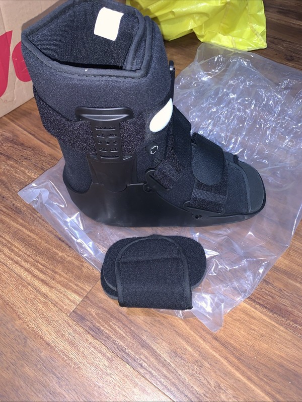 Orthosis Air Cam Foot Ankle Walking Boot Brace, Size large ,  right side , Black