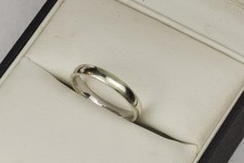 9ct White Gold Wedding band Ring Size M 2.7 Grams Hallmarked 375 9k Vintage