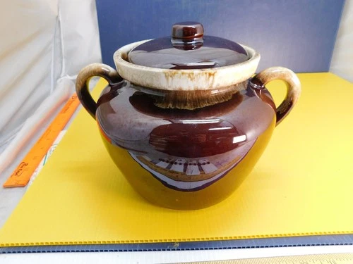 Vintage McCoy 1242,  Bean Pot w/ Lid, USA, Ovenproof,  Brown Glaze