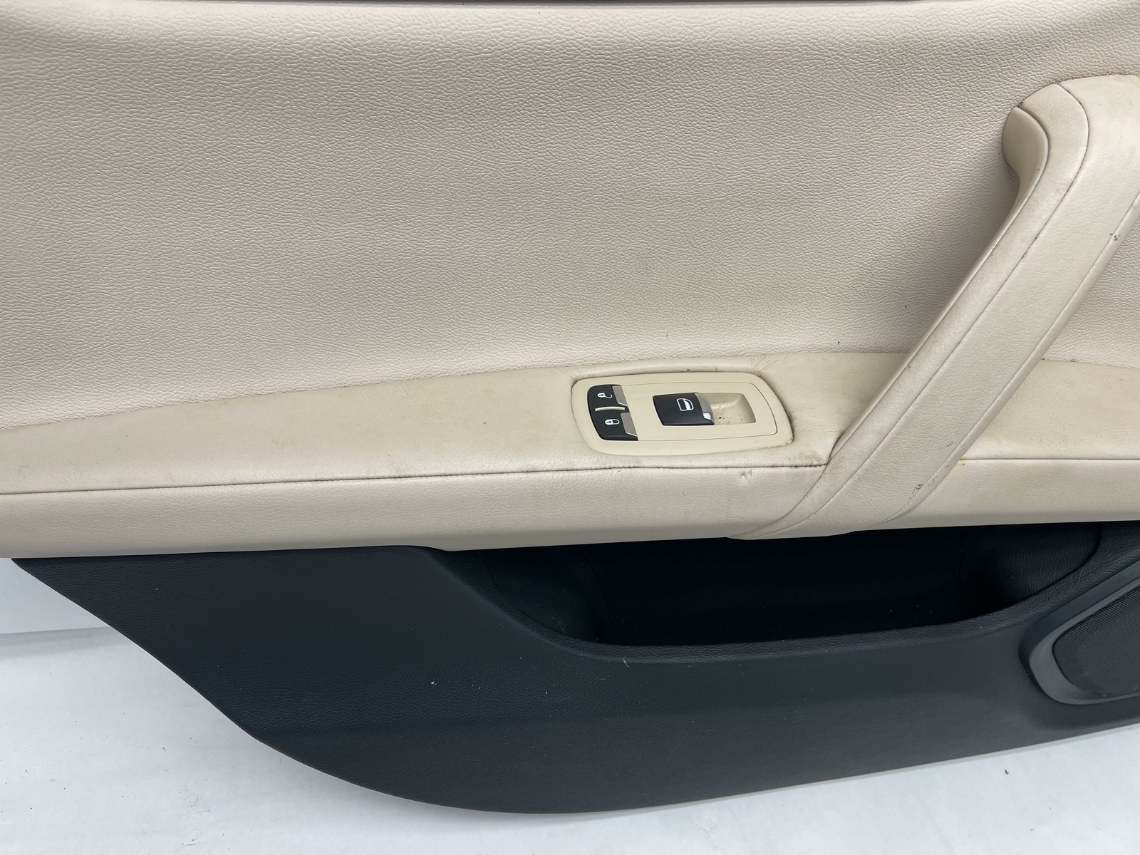 2013-2016 MASERATI QUATTROPORTE REAR DRIVER SIDE INTERIOR DOOR PANEL TRIM OEM