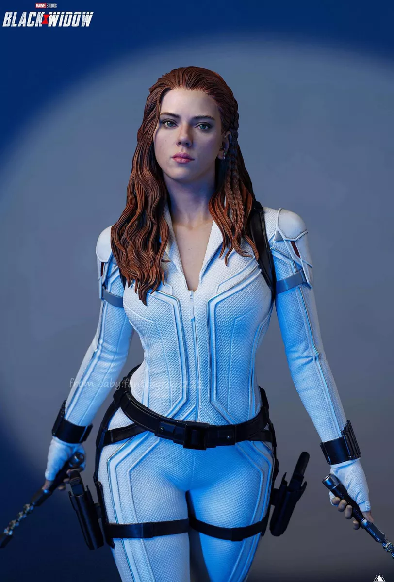 QUEEN STUDIOS Black Widow (Snow Suit) 1/4 Full Body Portrait INSTOCK