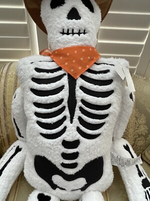 Oreiller décoratif squelette Isaac Mizrahi Summerween neuf avec