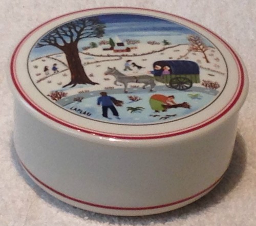 ❤CAJA DE BARATIJAS DE PORCELANA ESCENA FOLCLÓRICA VILLEROY & BOCH LAPLAU DISEÑO NAIF NAVIDAD❤ - Imagen 2 de 4
