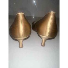Vintage Stuart Weitzman Gold Heel 8m