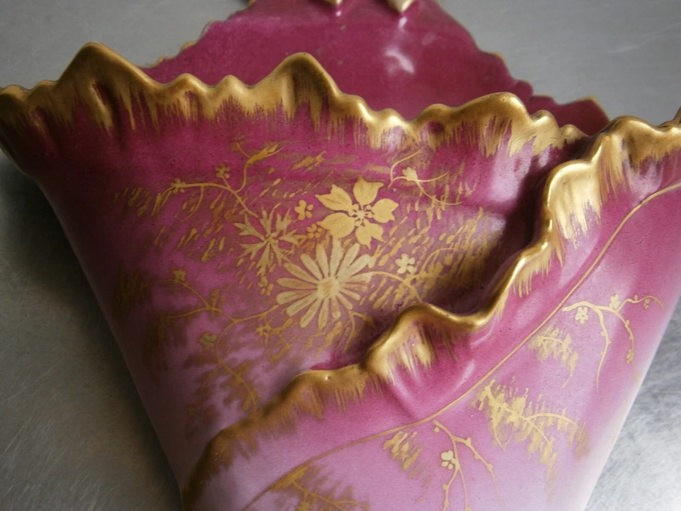 Bouquetière murale St Louis XVI Porcelaine Rose décor Peint Dorure Ancien - Photo 4/4